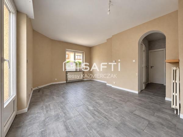 BEL APPARTEMENT LUMINEUX DE 70 m² AVEC GRANDE TERRASSE