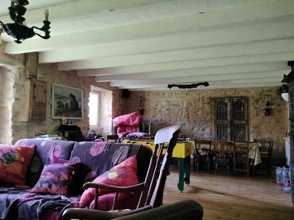 Maison ancienne de 178m² sur 159884m² de terrain