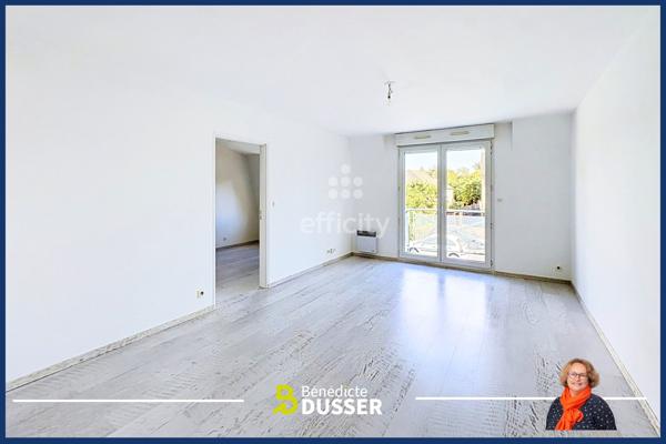 Appartement
         2 pièces
        - 53 m² 159 800 € *