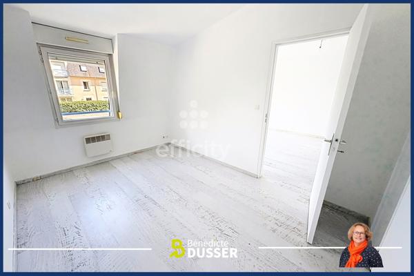Appartement
         2 pièces
        - 53 m² 159 800 € *