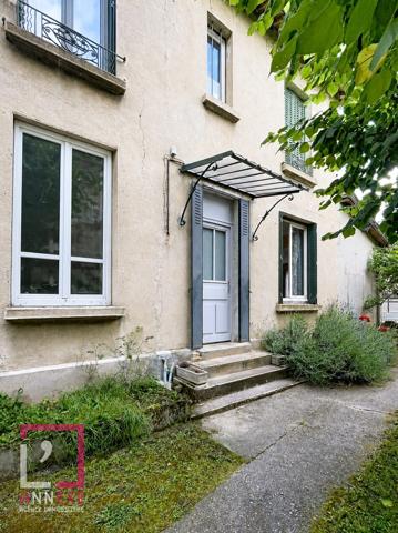 Maison de caractère construite en 1930