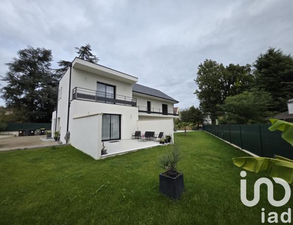 Maison à vendre 10 pièces 298 m² Soisy-sur-Seine