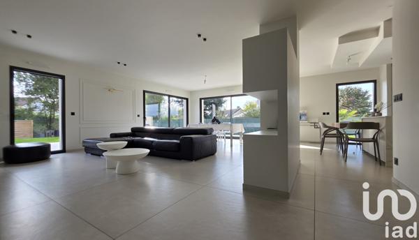 Maison à vendre 10 pièces 298 m² Soisy-sur-Seine