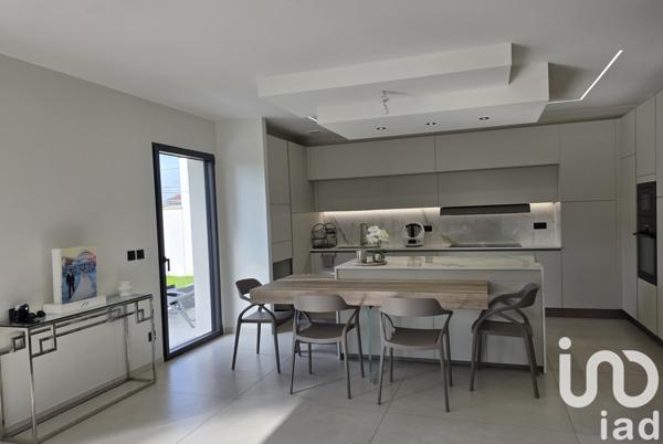 Maison à vendre 10 pièces 298 m² Soisy-sur-Seine