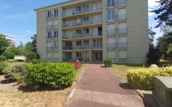 Appartement à louer    2 pièces •  Compiègne