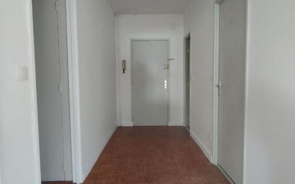 Appartement à louer    2 pièces •  Compiègne