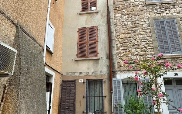 Maison à vendre    3 pièces • 51 m2 Pignans