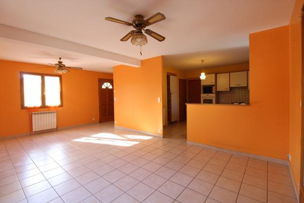 Vabres-l'Abbaye (12400) MAISON DE TYPE 4 - 87 m² AVEC GARAGE ET TERRAIN arboré