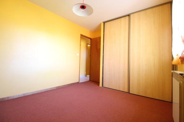 Vabres-l'Abbaye (12400) MAISON DE TYPE 4 - 87 m² AVEC GARAGE ET TERRAIN arboré