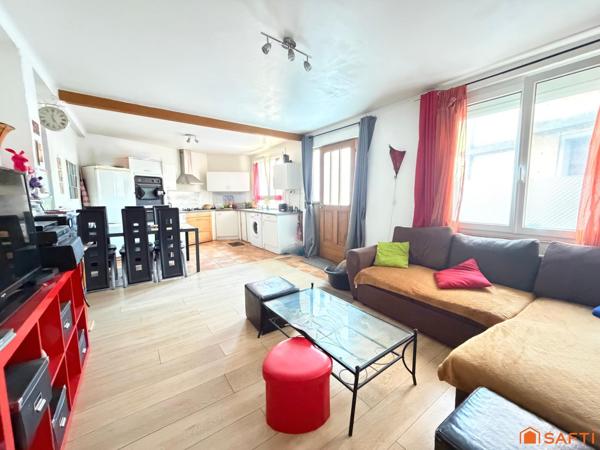 MAISON 69m2, 2 chambres, terrasse, parking!