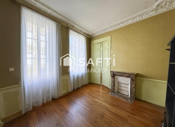 Grande maison avec local indépendant
