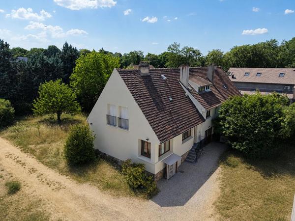 Immeuble de rapport 9 appartements tous loués très bonne rentabilité