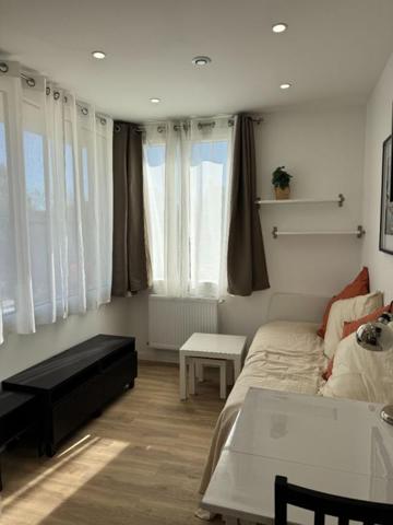 Immeuble de rapport 9 appartements tous loués très bonne rentabilité