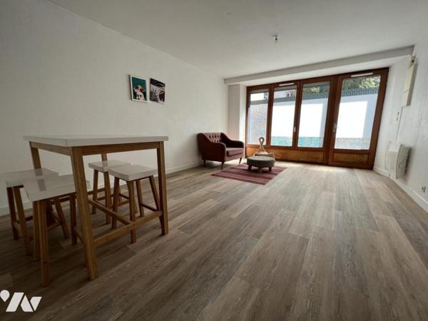 MAISON DE BOURG A VENDRE