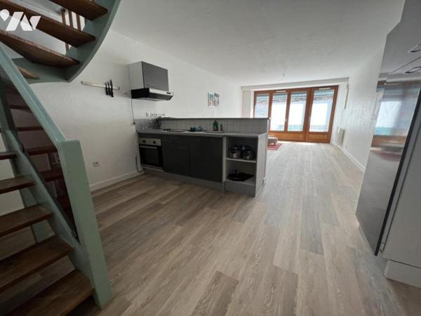 MAISON DE BOURG A VENDRE