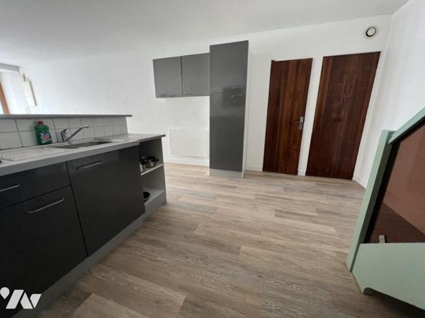 MAISON DE BOURG A VENDRE