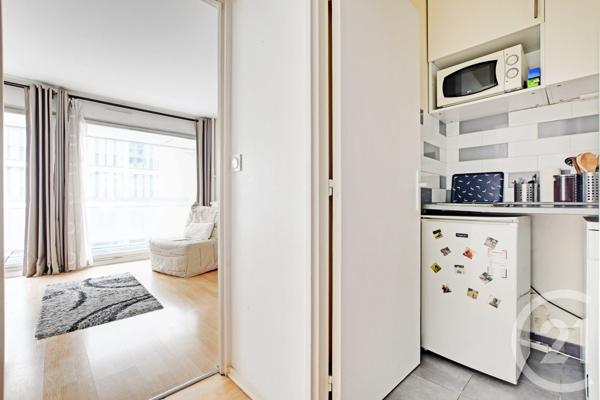 Appartement F1 à vendre  1 pièce - 27,40 m2 PARIS - 75015