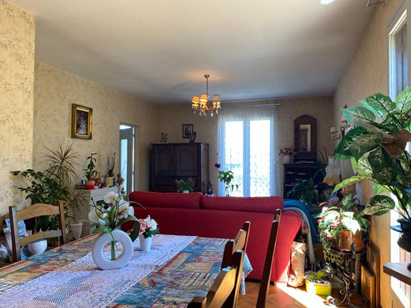 A vendre maison de plain-pied bien situé sur la commune de Boulazac 25750