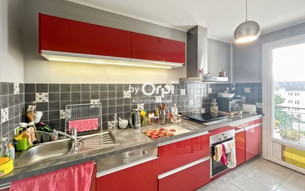 Appartement à vendre    3 pièces •  Montluçon