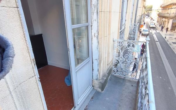 Appartement à vendre    4 pièces • 141 m2 Nîmes