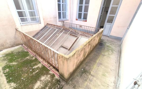 Appartement à vendre    4 pièces • 141 m2 Nîmes