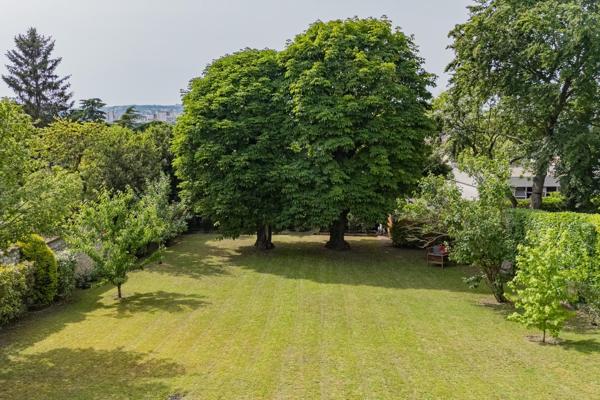 Sublime demeure familiale avec jardin à L'Hay-les-Roses