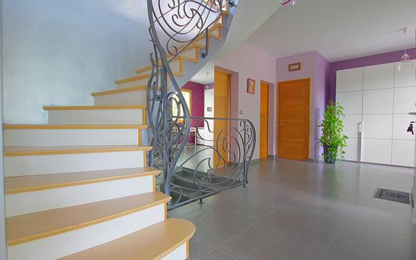 Maison à vendre    6 pièces •  Roye