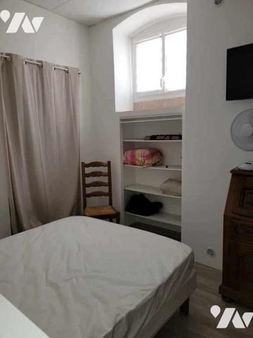 Joli petit appartement (entièrement meublé) T2 de 45,75m2 habitables (rue Fesch) à AJACCIO, en Corse