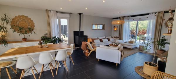 Maison de plain pied à Vineuil 5 pièce(s) 106.76 m2