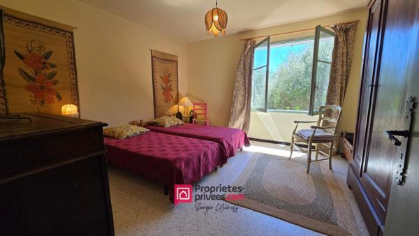 Au coeur du Golf de St Tropez - maison provençale 110m2; avec piscine sur 4400 m2 - 690.000