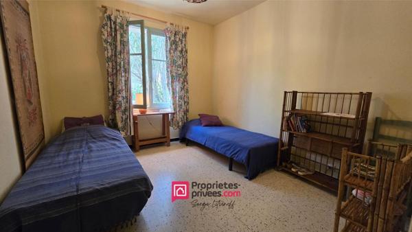 Au coeur du Golf de St Tropez - maison provençale 110m2; avec piscine sur 4400 m2 - 690.000