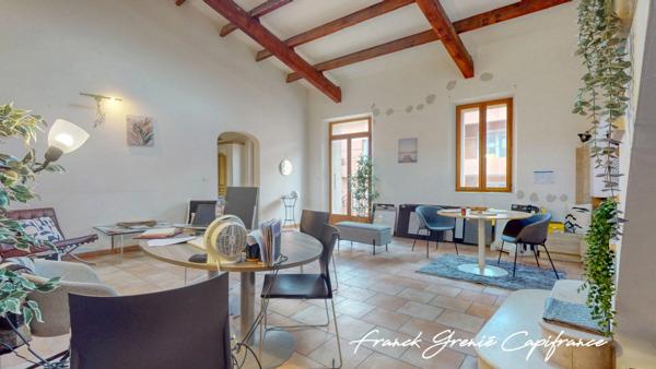 Maison de village 6 pièces 202m²