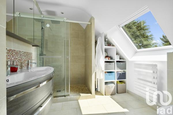 Maison à vendre 6 pièces 160 m² Croissy-sur-Seine