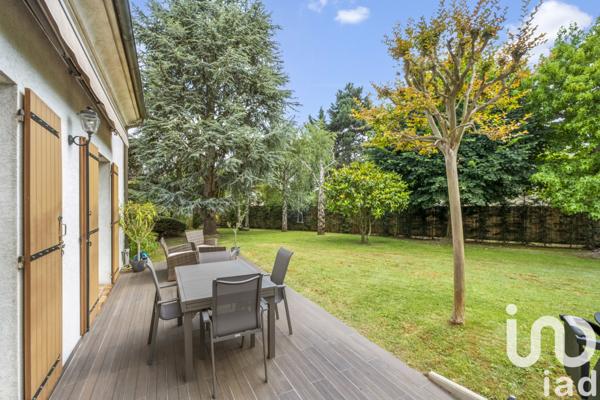 Maison à vendre 6 pièces 160 m² Croissy-sur-Seine
