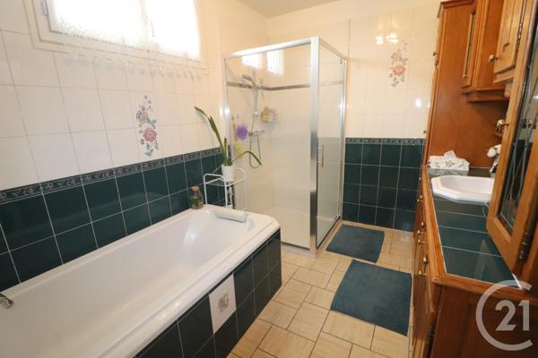 Maison à vendre  5 pièces - 117 m2 LE PLESSIS BOUCHARD - 95