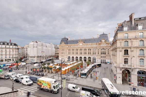 Bureaux à louer à PARIS 75008