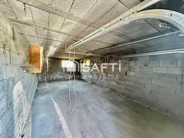 Corps de ferme de 113 M2 avec grange et garage