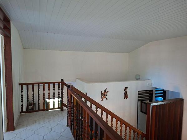 MONTABO Villa 5 pièce(s) 131 m2