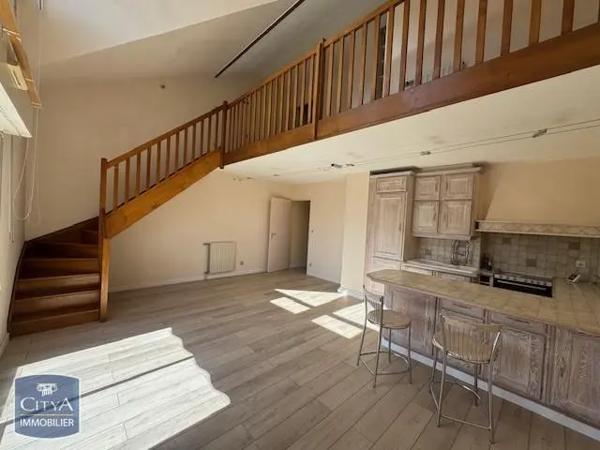 Appartement à louer 3 pièces 78.9m²