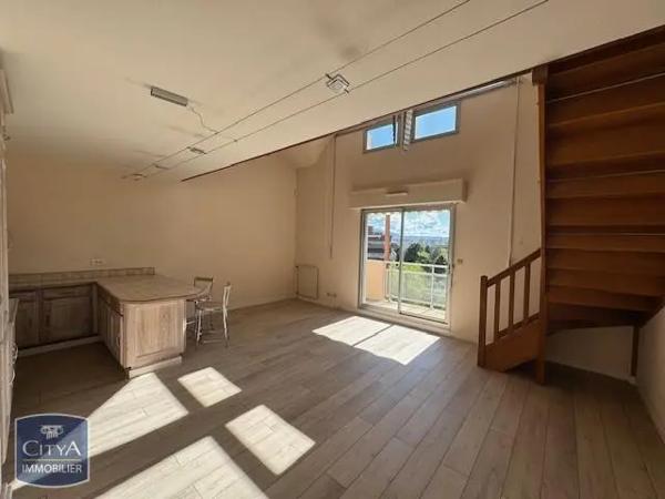 Appartement à louer 3 pièces 78.9m²