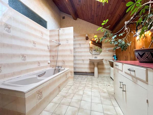 Maison Ecueille 7 pièce(s) 108.5 m2