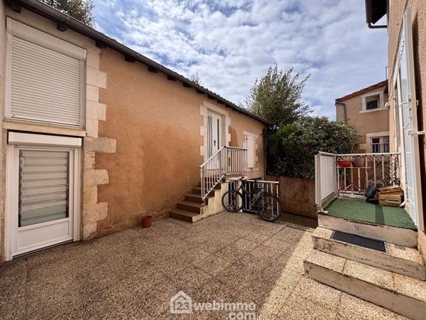 Immeuble 33.74 m² à Poitiers 86000