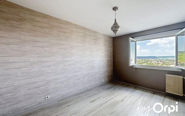 Appartement à vendre    4 pièces • 91,19 m2 Clermont-Ferrand