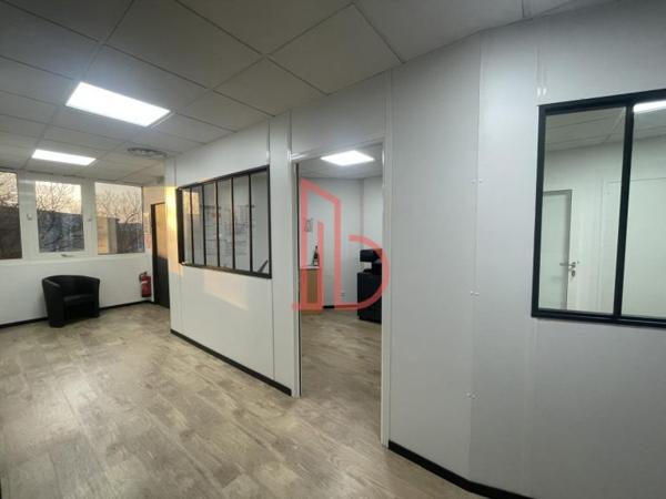 Bureau de 295 m² à louer à Bordeaux Ouest-Merignac