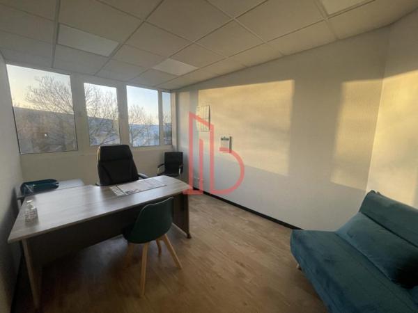 Bureau de 295 m² à louer à Bordeaux Ouest-Merignac