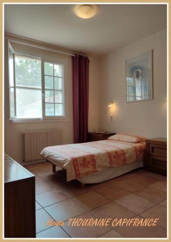 Dpt Deux Sèvres (79), à vendre cette propriété à seulement 4 minutes de Beauvoir maison P8