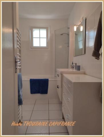 Dpt Deux Sèvres (79), à vendre cette propriété à seulement 4 minutes de Beauvoir maison P8