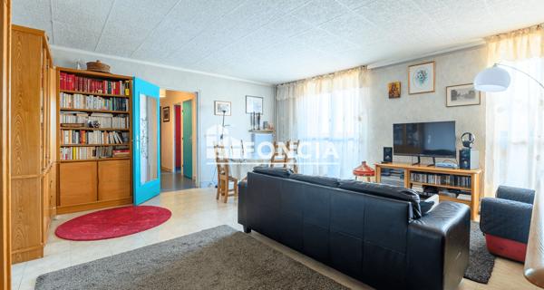 À vendre Appartement 5 pièces 97.07 m² - Neuilly-sur-marne 93330