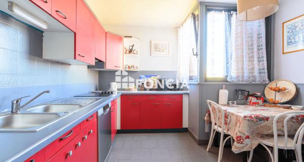 À vendre Appartement 5 pièces 97.07 m² - Neuilly-sur-marne 93330