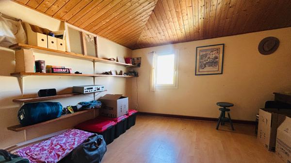 Maison
         5 pièces
        - 134 m² 395 200 € *